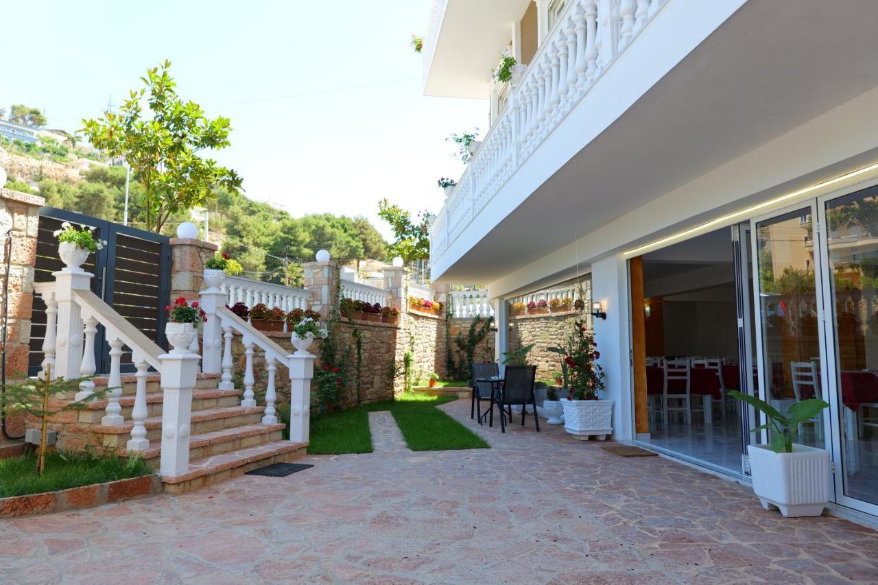 סרנדה Elite Hotel מראה חיצוני תמונה
