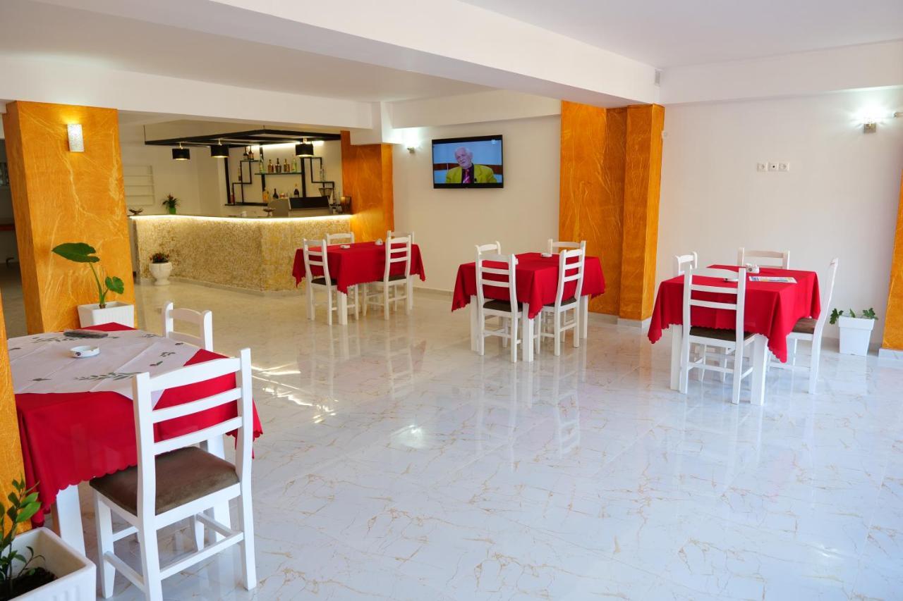 סרנדה Elite Hotel מראה חיצוני תמונה