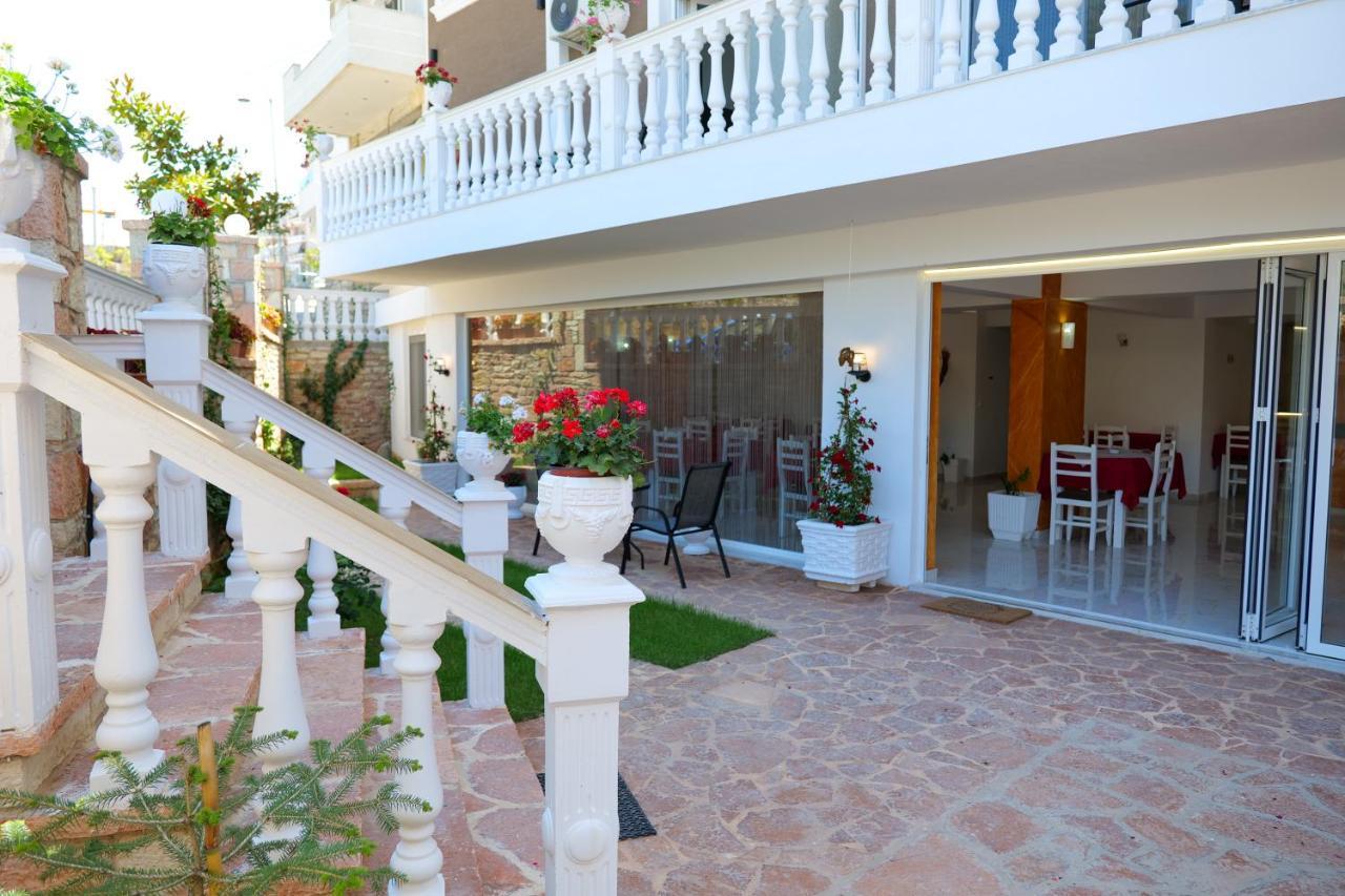 סרנדה Elite Hotel מראה חיצוני תמונה
