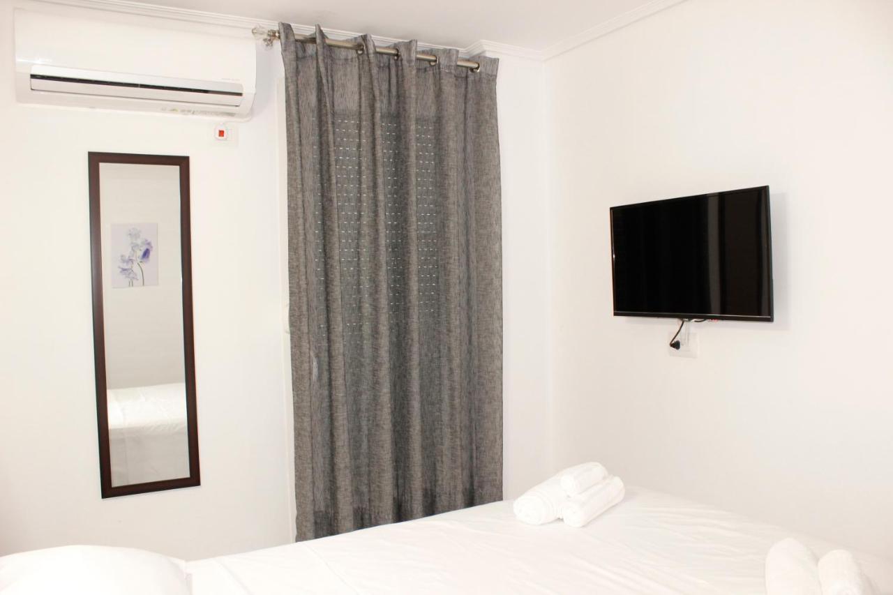 סרנדה Elite Hotel מראה חיצוני תמונה